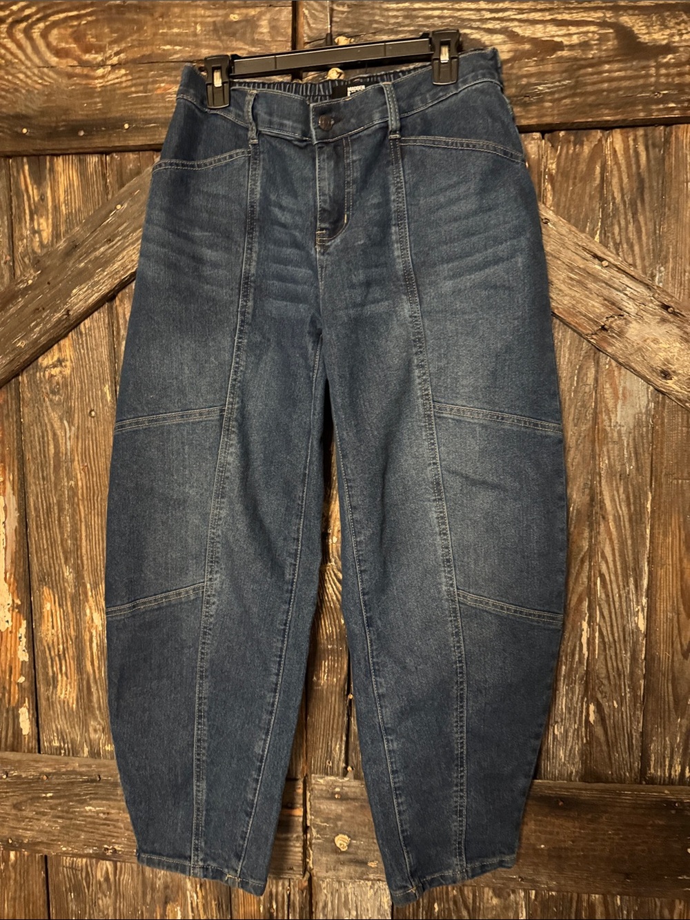 Barrel Fit Jeans in Indigo Blue